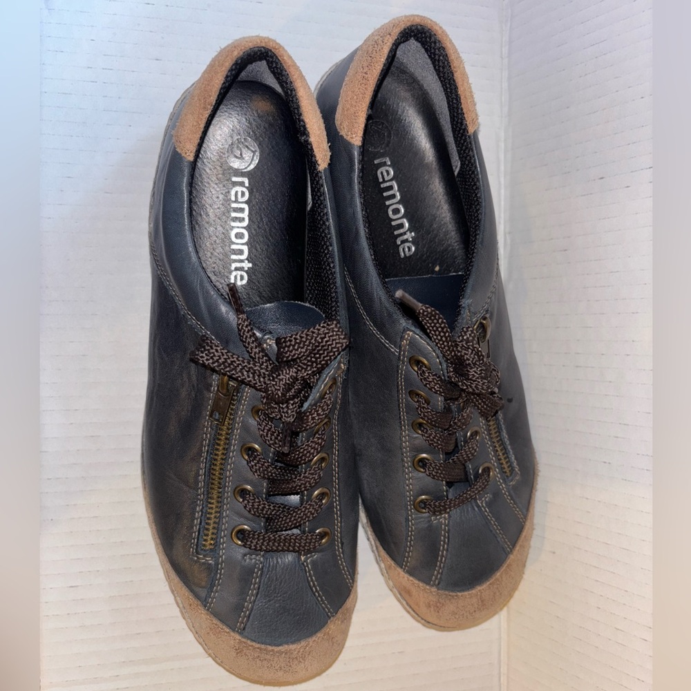 Remonte  leather sneakers